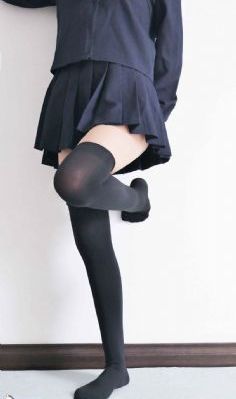 善良的婶婶2_国产剧免费在线播放