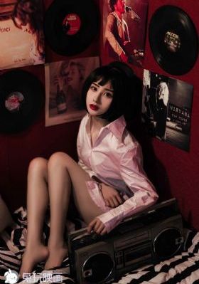 年轻漂亮小老师_BD英语在线视频播放