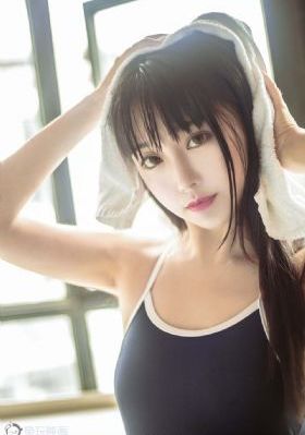 横恋母下_国产剧超清免费观看