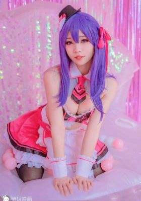 夫妻回不去的联欢晚会动漫_高清完整在线观看