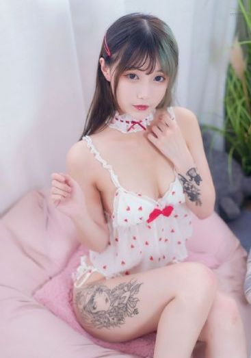 女邻居1_BD韩语全集免费观看