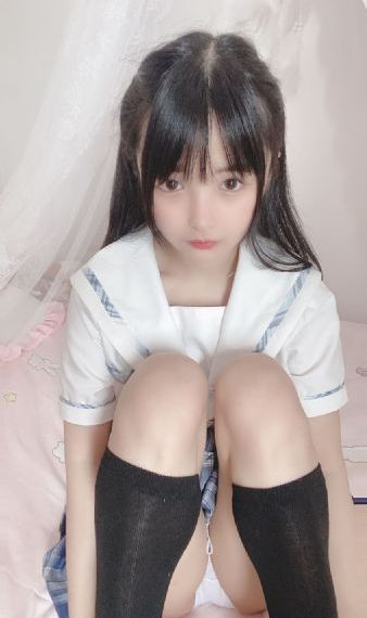 美女邻居在线_青苹果乐园免费高清观看
